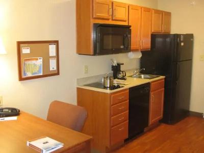 Candlewood Suites Indianapolis Northwest, an IHG - 82