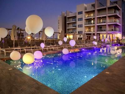 Mercure Larnaca Beach - 11