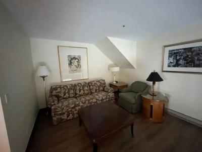 Cambridge Suites - 26