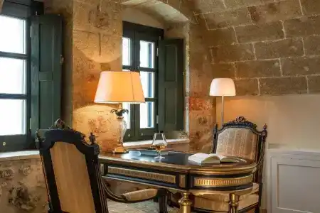 Moni Emvasis Luxury Suites - 55