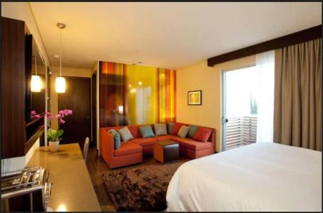 Sirtaj – Beverly Hills - 21