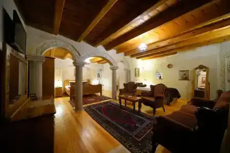 Harman Cave - 134