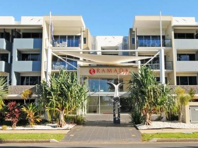 Ramada by Wyndham - 9