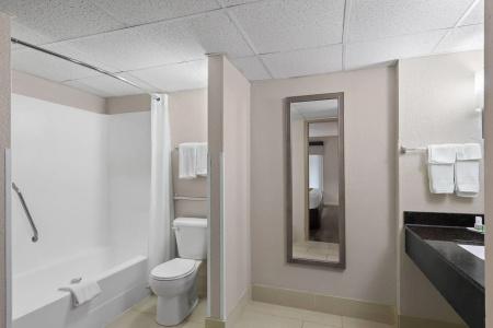 Baymont by Wyndham I-75 - 8