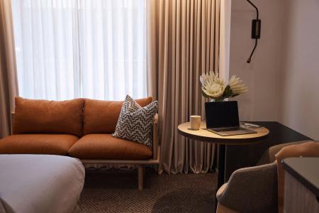 Rydges - 4
