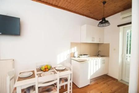 Sandy Beach Studios - 160