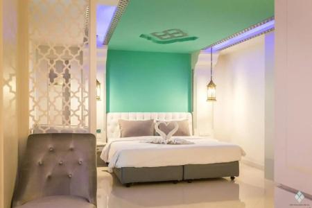 The Verandah - Sha Extra Plus - 42