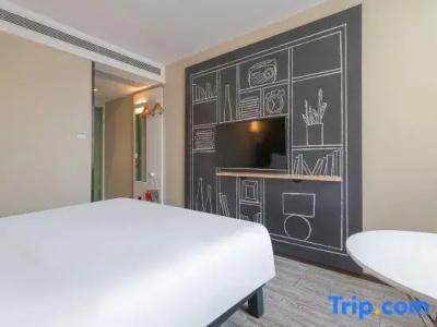 Ibis Chengdu Yongfeng - 54