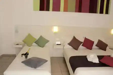 Up Room&Suite - 24