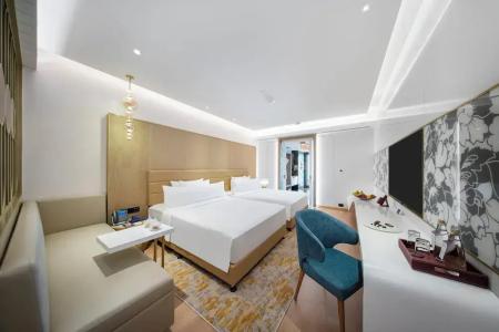 Radisson Blu Grt, Chennai - 100