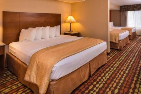 Best Western Ambassador Inn & Suites - 69