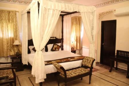 WelcomHeritage Traditional Haveli - 3