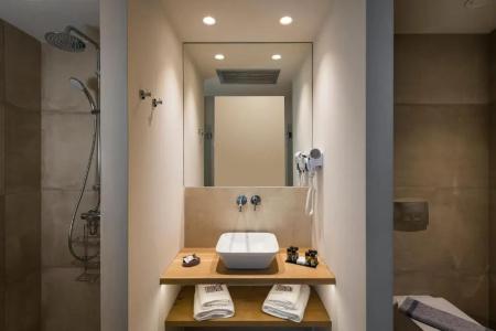 Trianon Luxury  & Suites - 151
