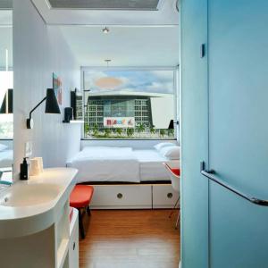 citizenM Miami World Center - 6