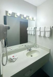 Scenic Hills Inn - 35