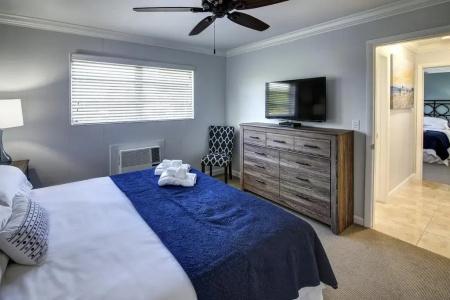 May-Dee Suites in Florida - 3