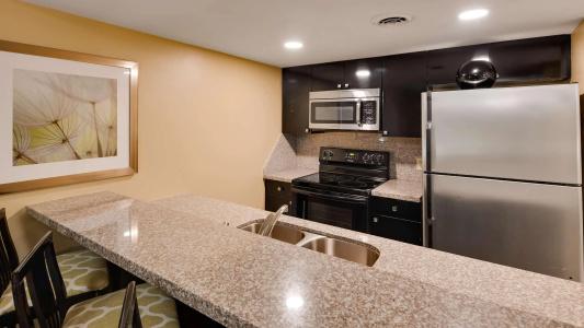 Best Western Plaza Inn - 35