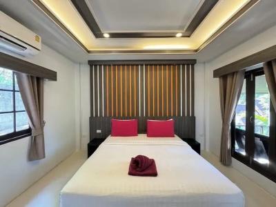 Tok Little Hut - 31