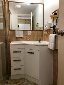 Chermside Motor Inn - 56