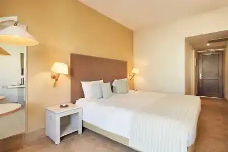 Giannoulis - Grand Bay Beach Resort (Exclusive Adults Only) - 34