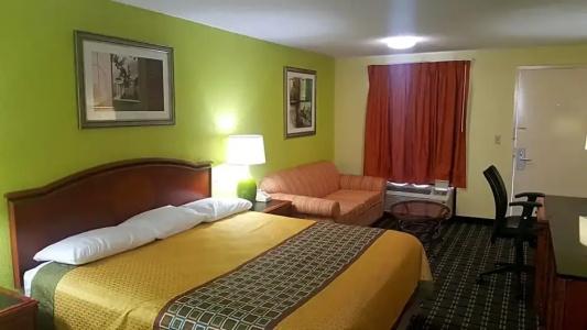 American Inn - 51