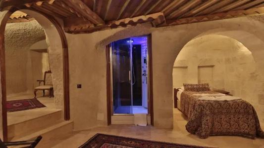 Phocas Cave Suites - 101