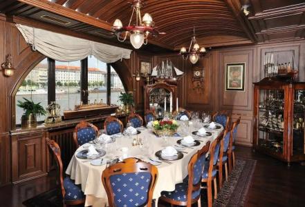Admiral Botel - 20