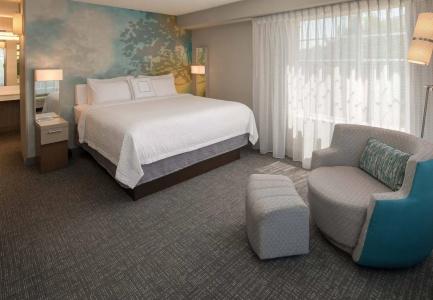 Courtyard by Marriott Portland North - 3