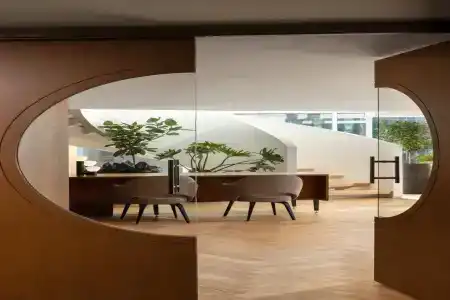 Fairmont Pacific Rim - 16
