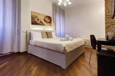 Little Rhome Suites - 27