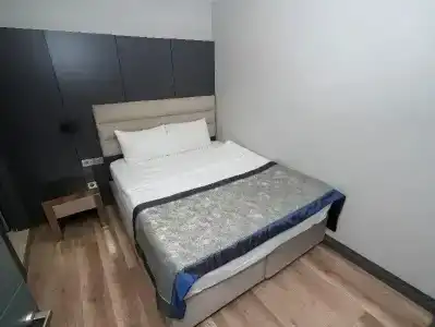 A Palace Suites - 109