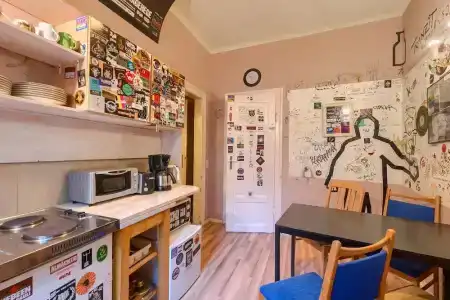 Hostel Lollis Homestay Dresden - 111