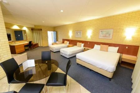 Bundaberg International Motor Inn - 41