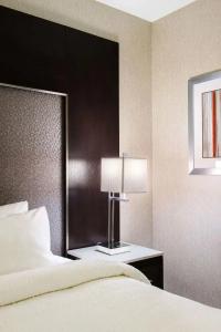 Fairfield Inn & Suites by Marriott Boston - 6