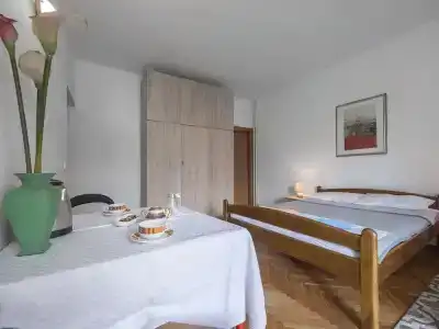 Guest House Madra - 11