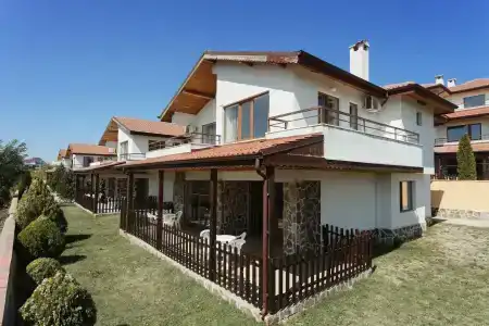 Vemara Club and Villas - Free Beach Access - 12