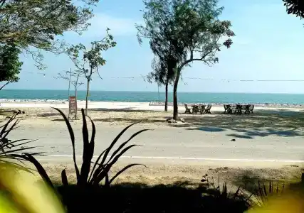 Pranmanee Beach - 2