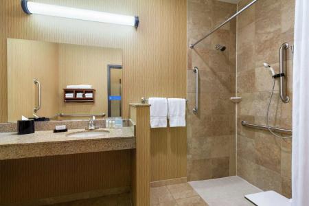 Hampton Inn - 8