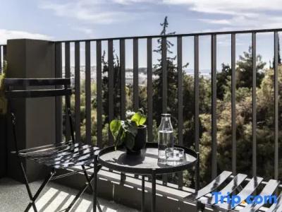 The Modernist Athens - 190