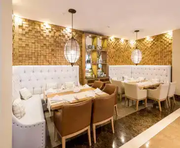 Crowne Plaza - Borjomi, An Ihg - 10