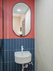 1929 - SG Clean, Staycation Approved - 63