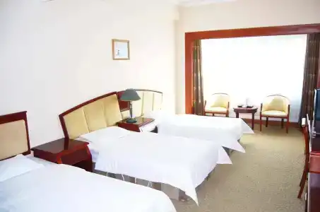 Mainland Chinese Only Hampton by Hilton Dalian Zhongshan - 3