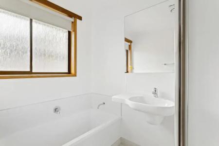 Riverfront & Villas - 86