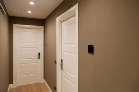7th Floor Suite - 105