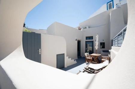 Lotza Studios - 154