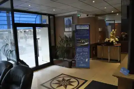 Hipotel Paris Printania Maraichers - 1