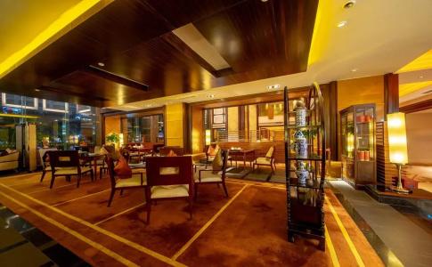Grand International - 32