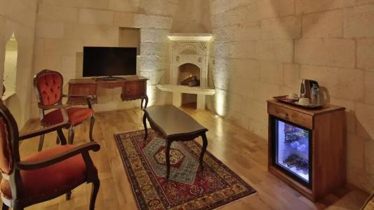 Golden Cave Suites - 125