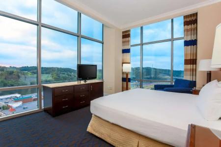 Hilton Convention Center - 99