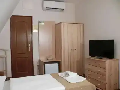 Kádárta Vendéglő Panzió - 10
